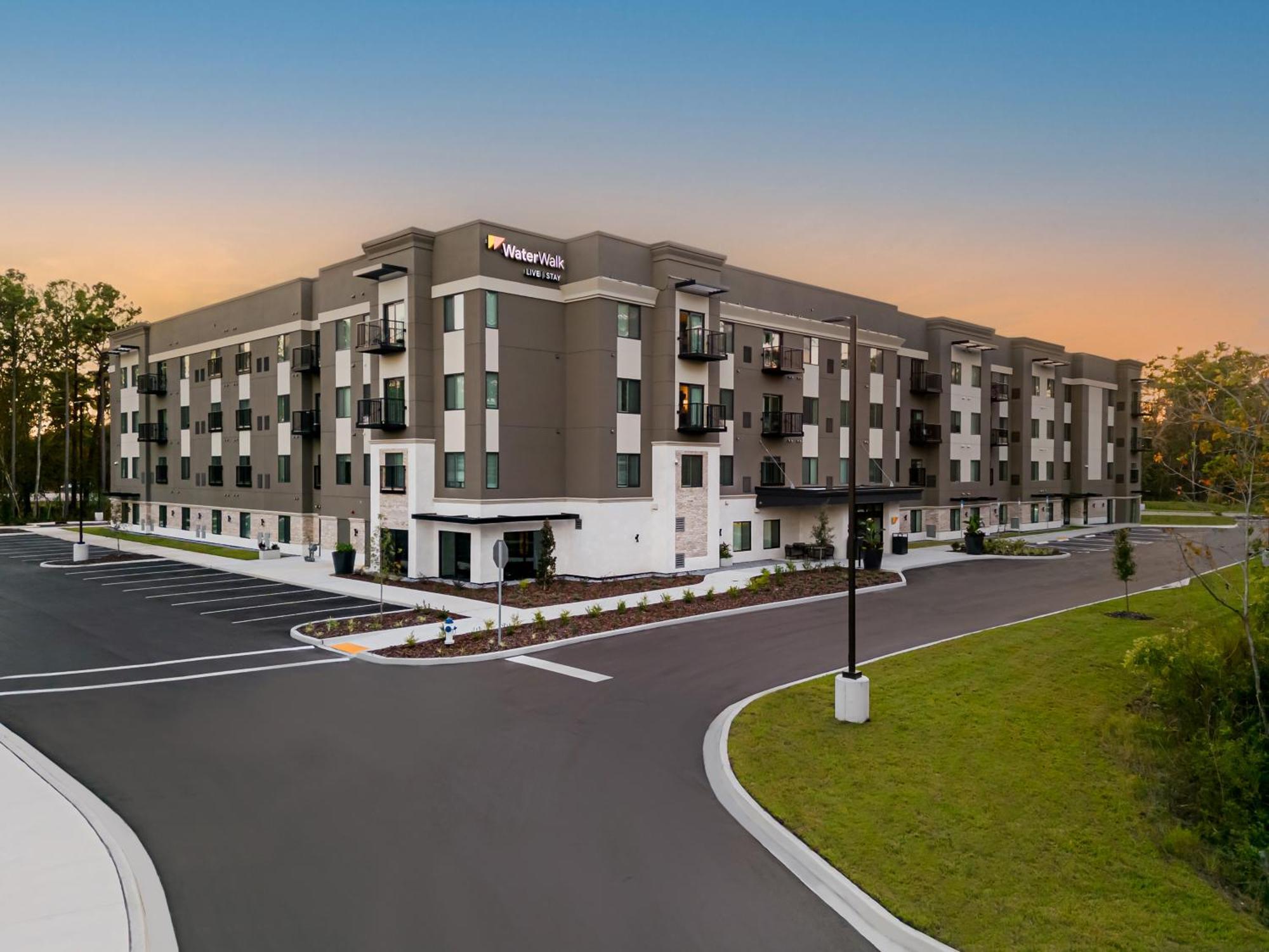 Waterwalk Extended Stay By Wyndham Jacksonville Deerwood Pk Εξωτερικό φωτογραφία